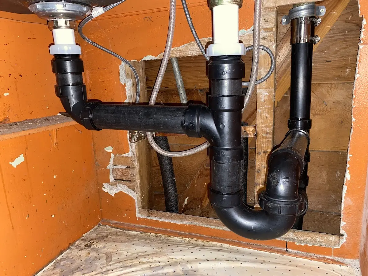 Professional Pipe Bursting equipment and tools on the job in League City